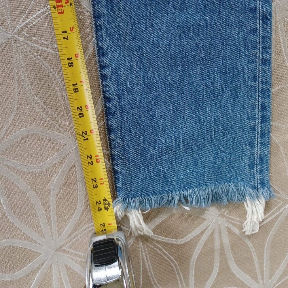 Levi's Premium Wedgie Straight Denim - Picture 9 of 15